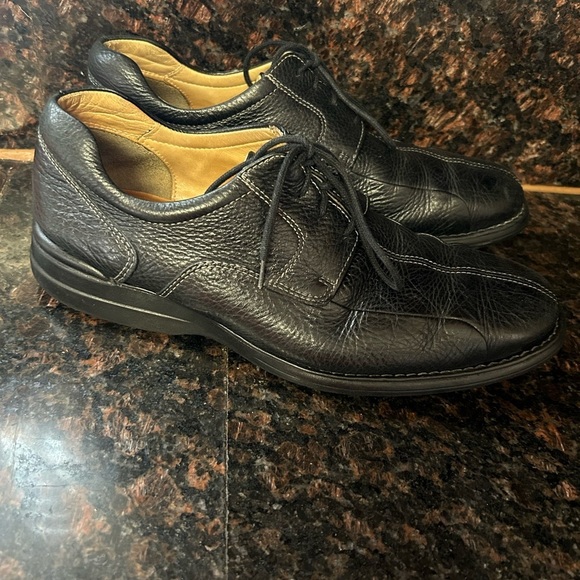 Johnston & Murphy Oxford pebbled Sheepskin leather 10